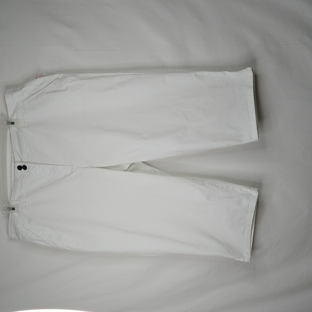 Women White Capris Pants  Plus Size: 16PETITE